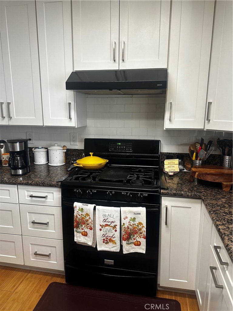 MLS #DW25229403 image #0