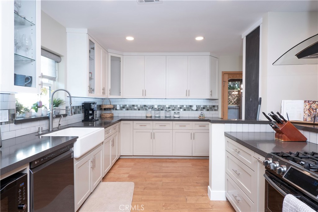 MLS #DW25230504 image #5