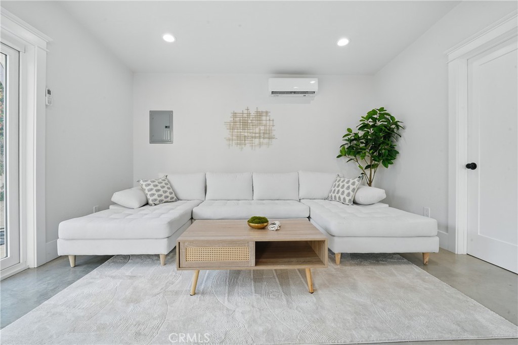 MLS #DW25230658 image #52