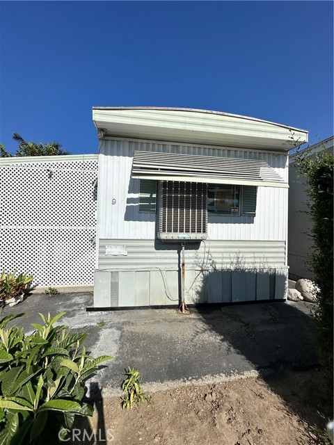 MLS #DW25233017 image #0