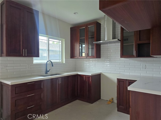 MLS #DW25233809 image #1