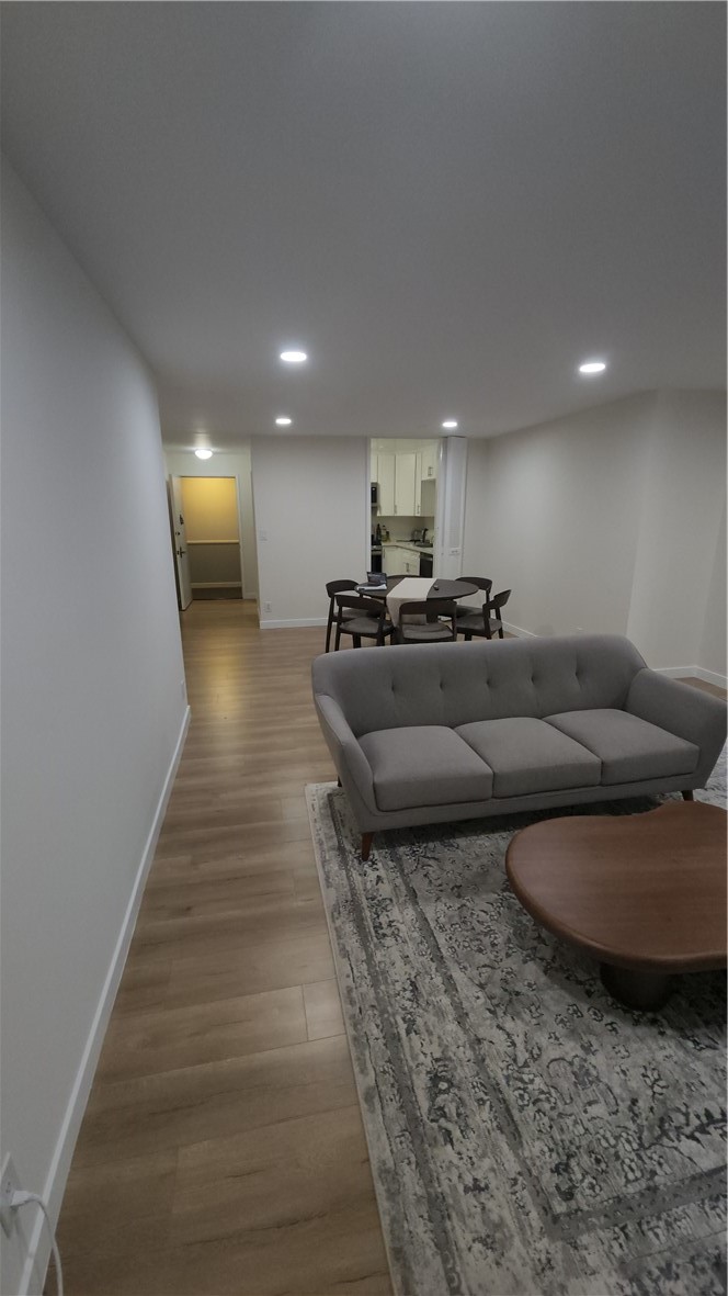 MLS #DW25234072 image #9