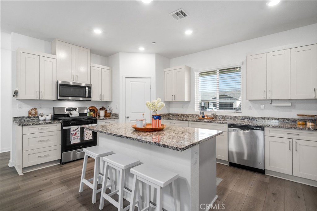 MLS #DW25234803 image #8