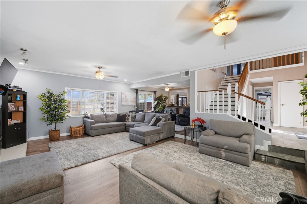 MLS #DW25234876 image #10