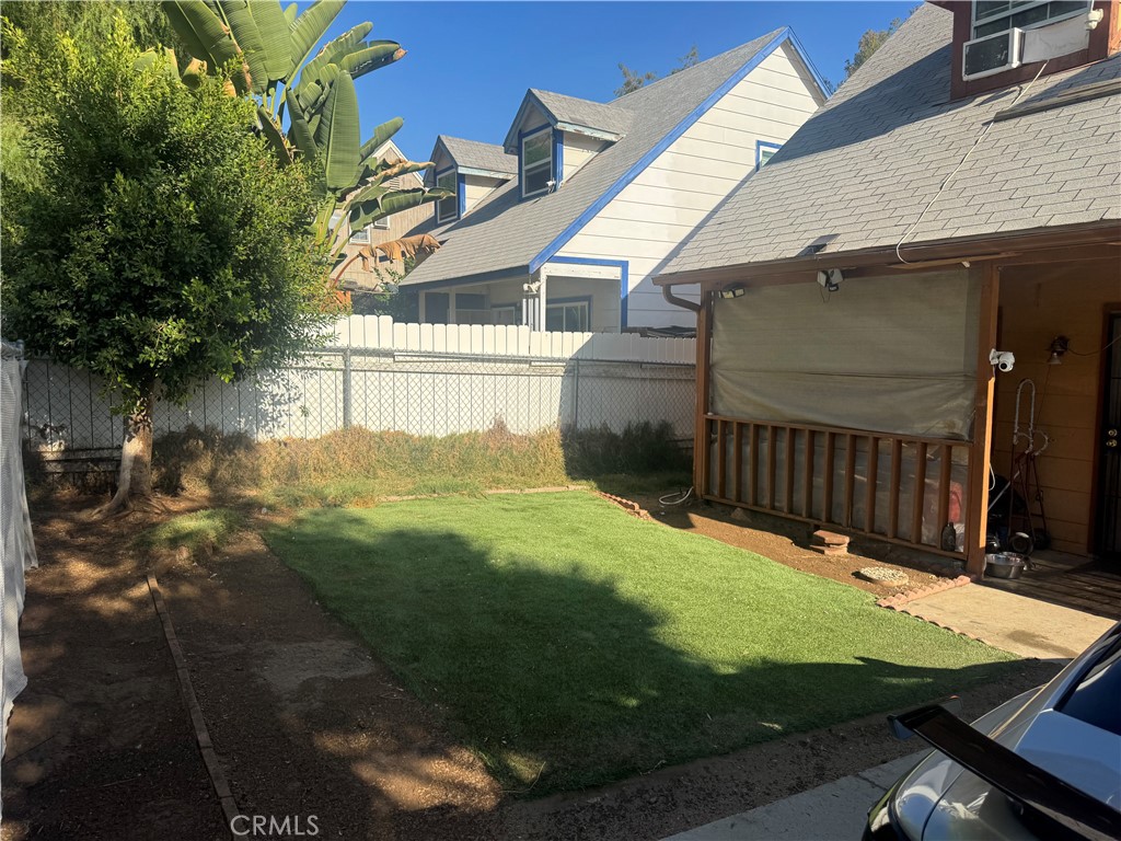 MLS #DW25235819 image #1