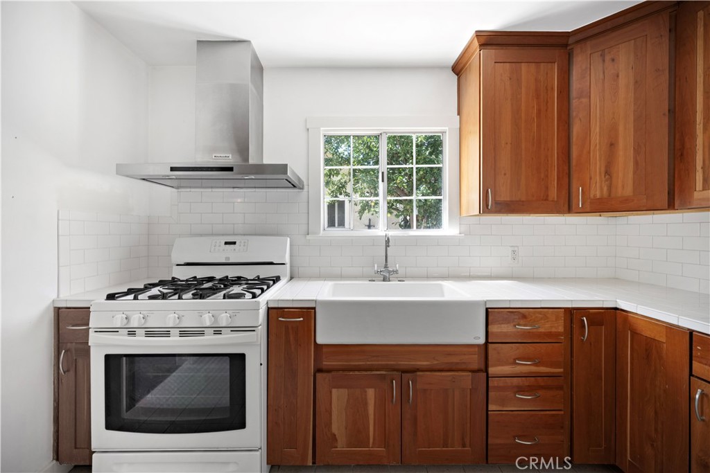 MLS #DW25236346 image #10