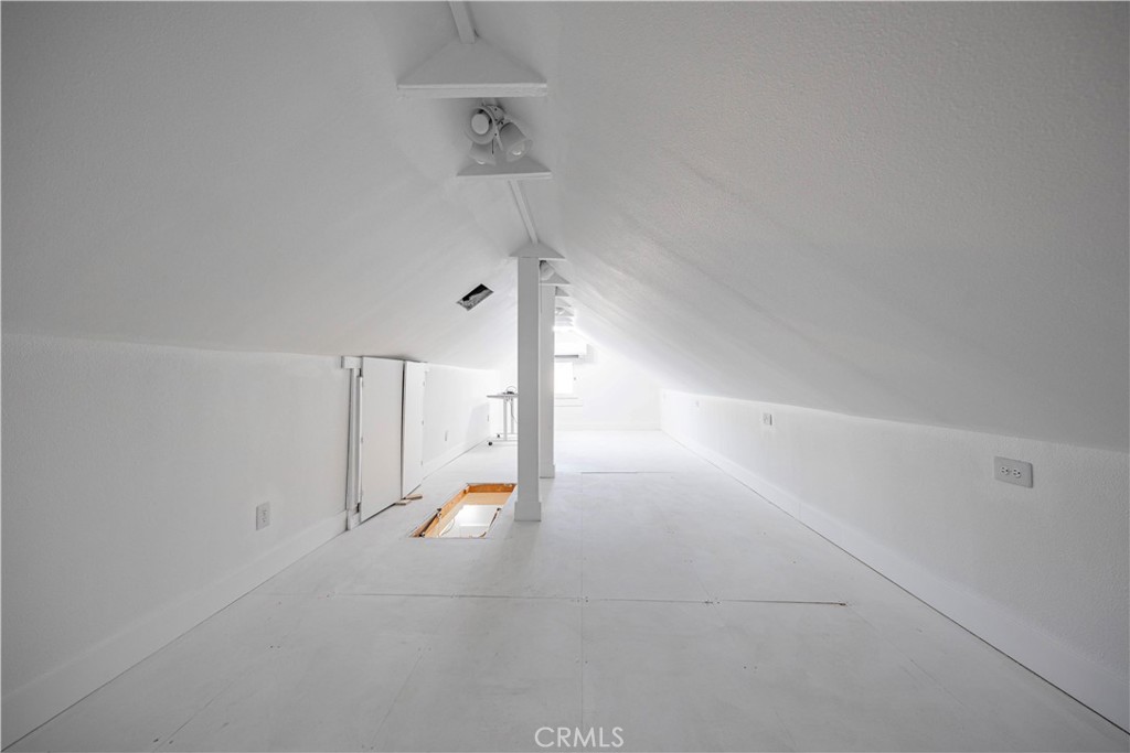 MLS #DW25236346 image #24