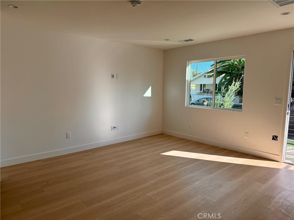 MLS #DW25237361 image #3