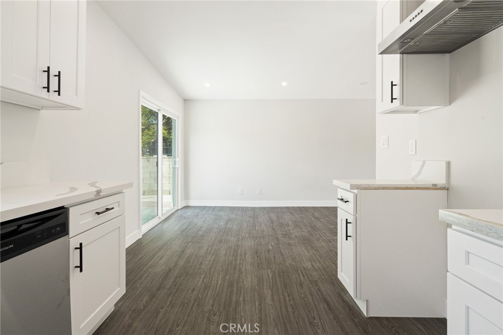 MLS #DW25237436 image #13