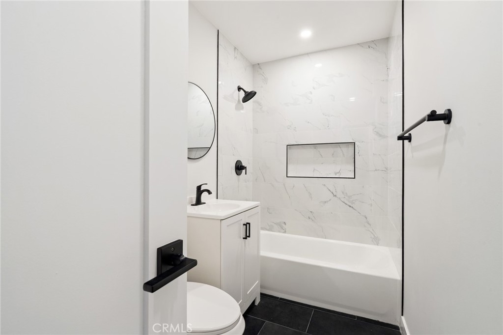 MLS #DW25237436 image #16