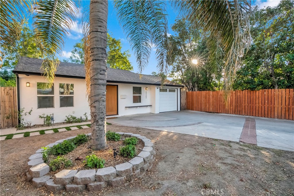 MLS #DW25237785 image #1