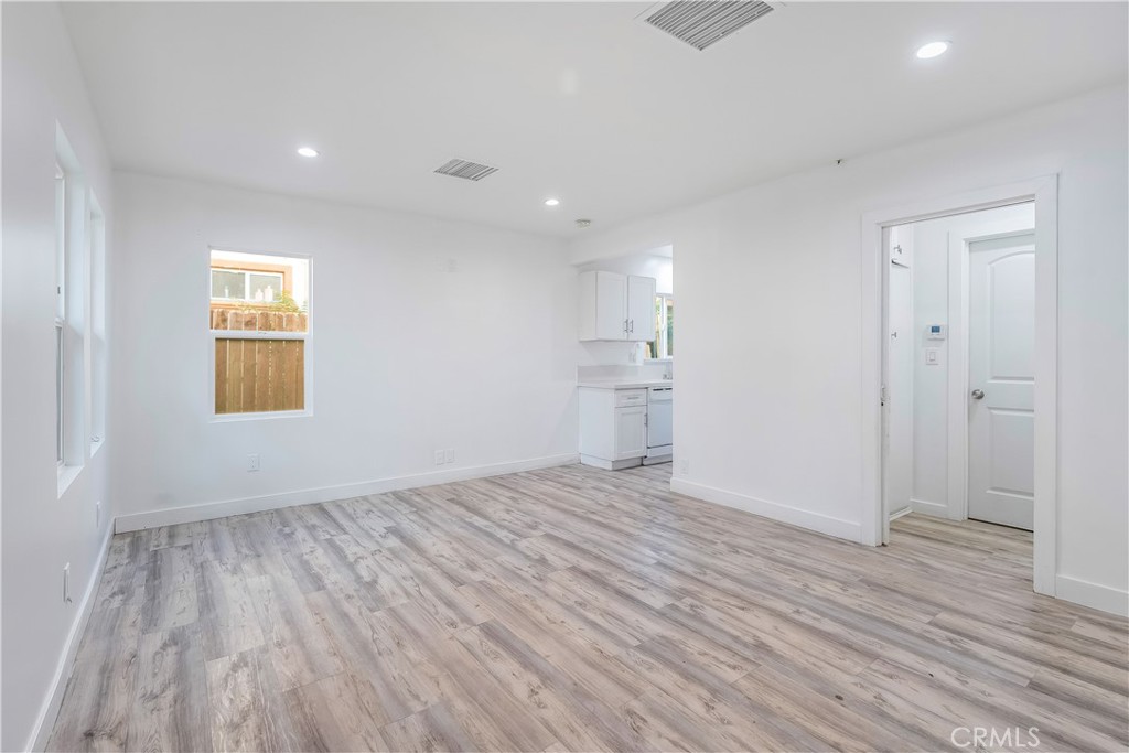 MLS #DW25237785 image #4