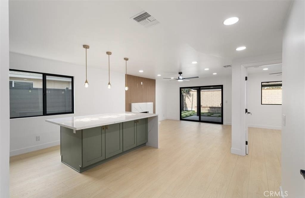 MLS #DW25238827 image #5