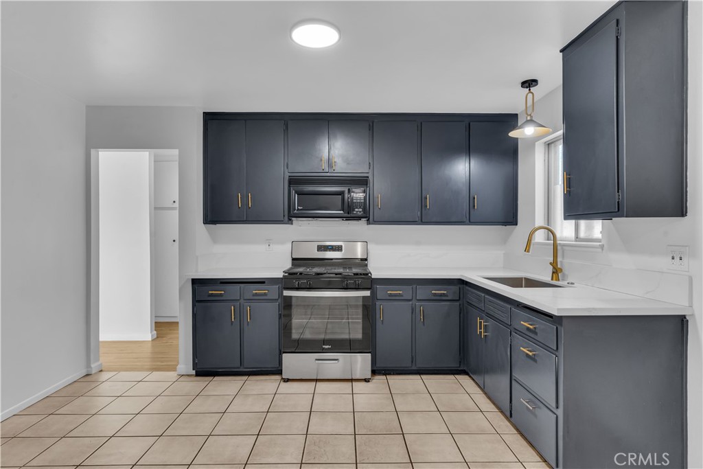 MLS #DW25215844 image #5