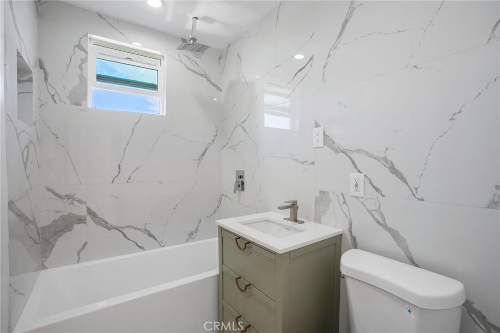 MLS #DW25239005 image #18