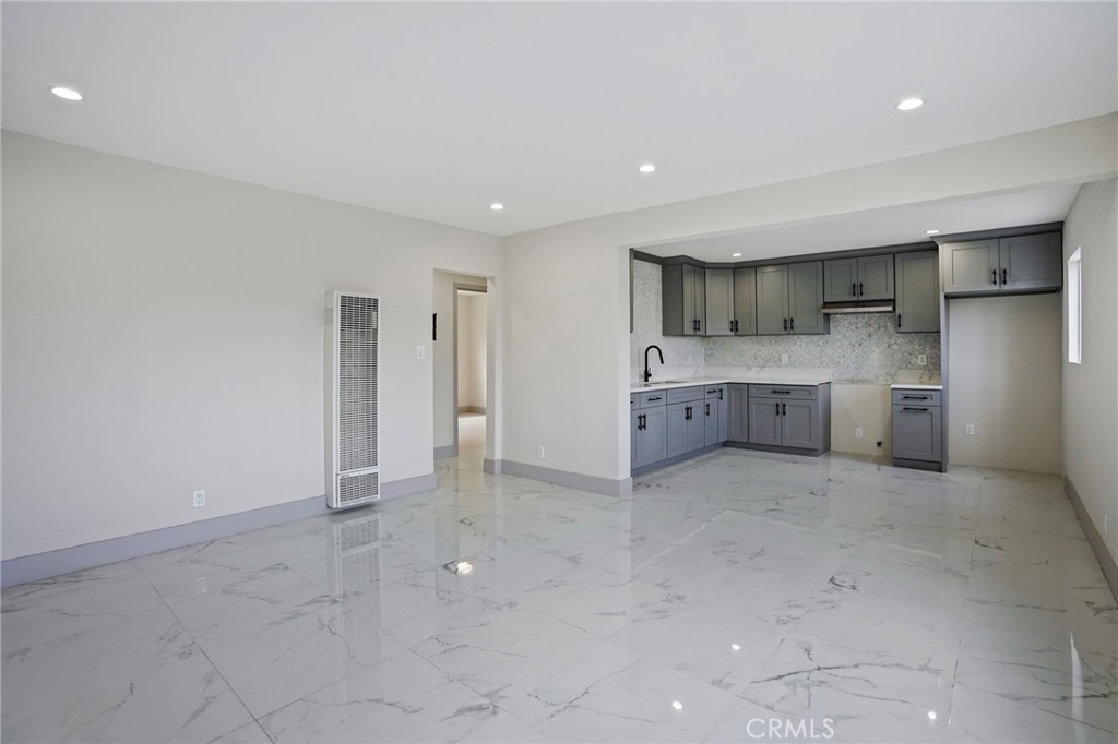 MLS #DW25239005 image #4