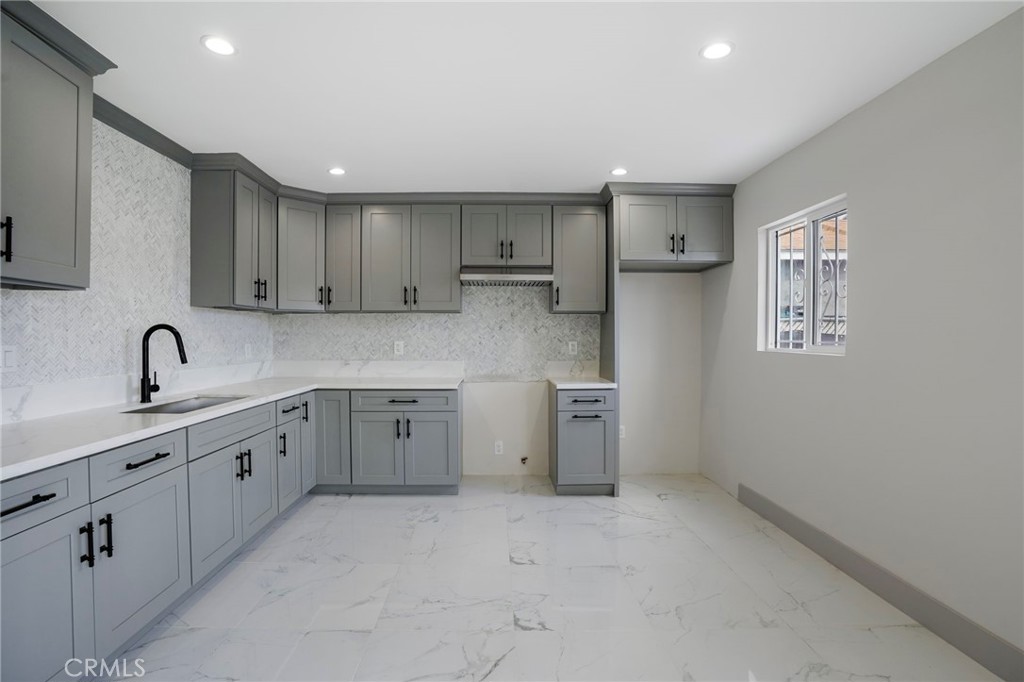 MLS #DW25239005 image #6