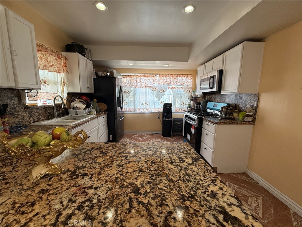 MLS #DW25239401 image #3