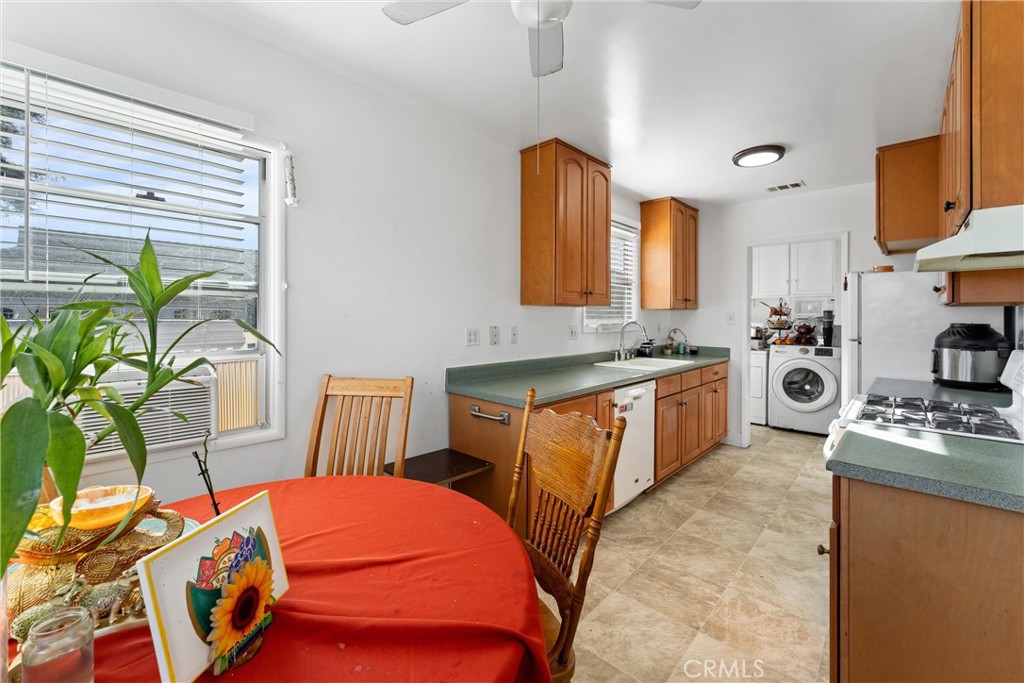 MLS #DW25240157 image #10