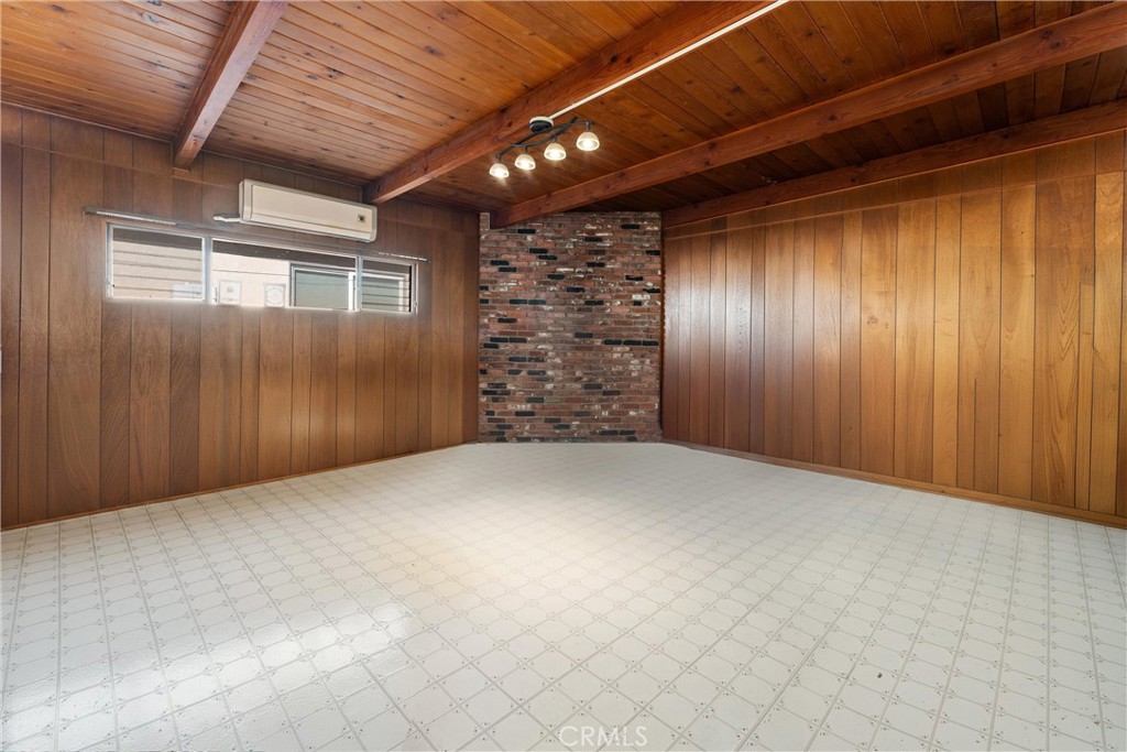 MLS #DW25240157 image #5