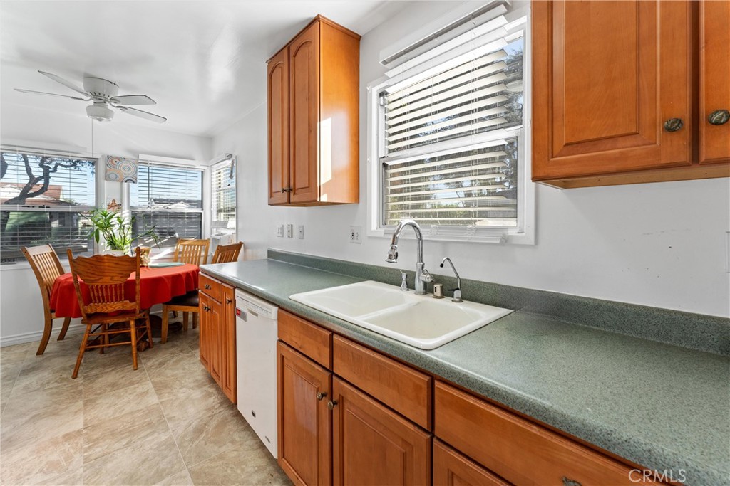 MLS #DW25240157 image #8