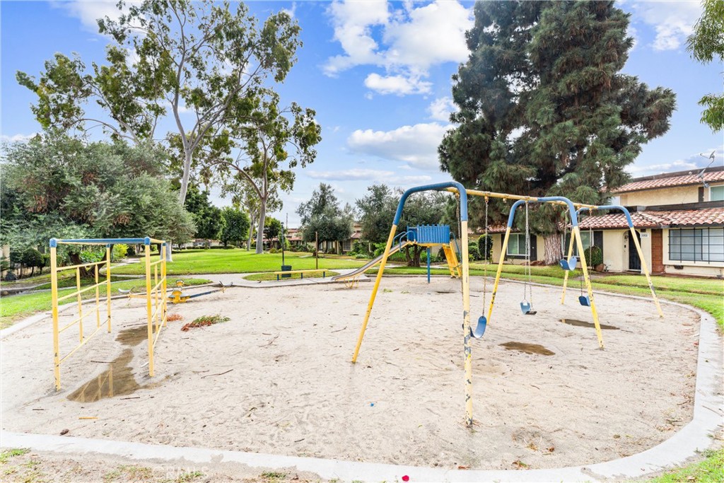 MLS #DW25240220 image #13