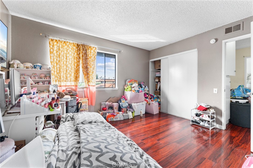 MLS #DW25240220 image #7