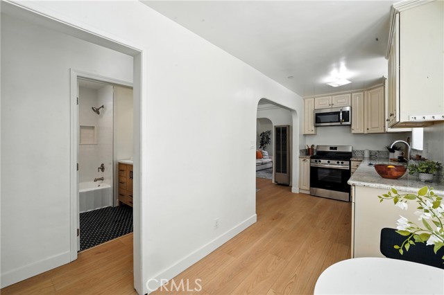 MLS #DW25240743 image #17