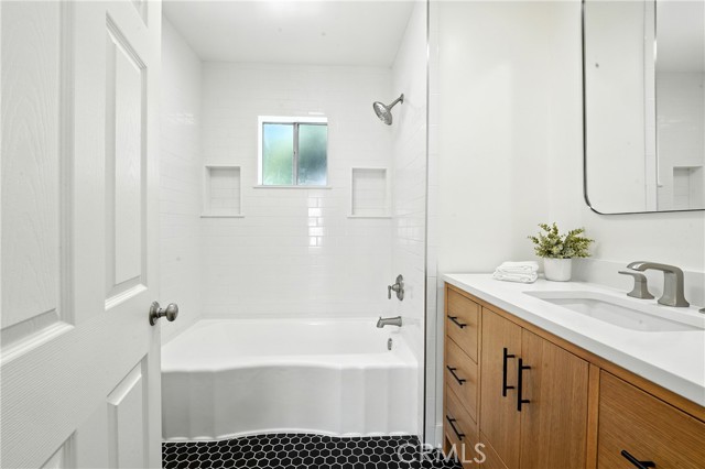 MLS #DW25240743 image #21