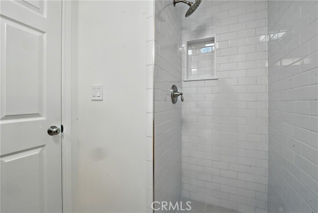 MLS #DW25240743 image #33