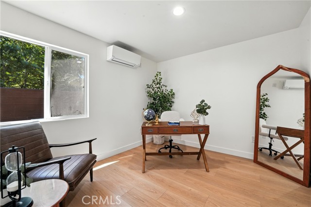 MLS #DW25240743 image #34