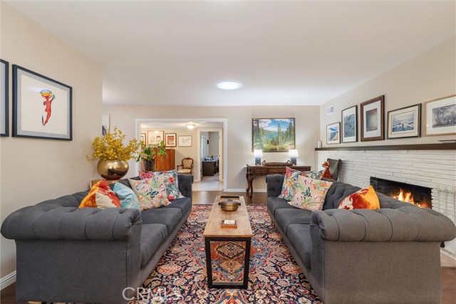 MLS #DW25242032 image #8