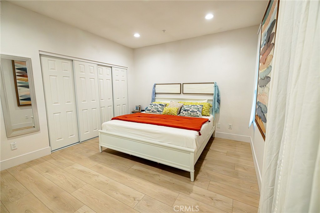 MLS #DW25242077 image #17