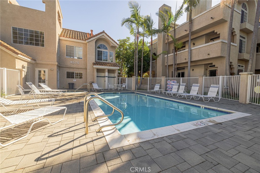 MLS #DW25242077 image #24