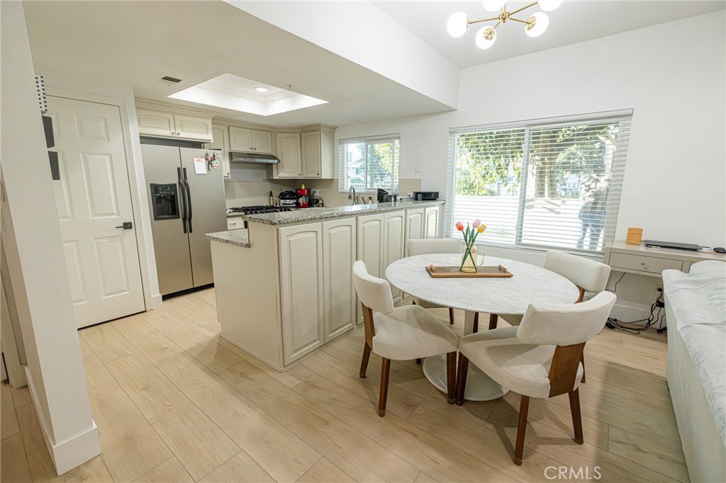 MLS #DW25242077 image #6