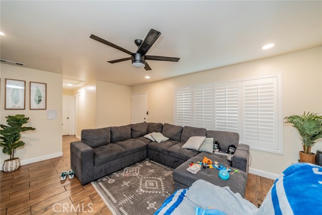 MLS #DW25242577 image #53