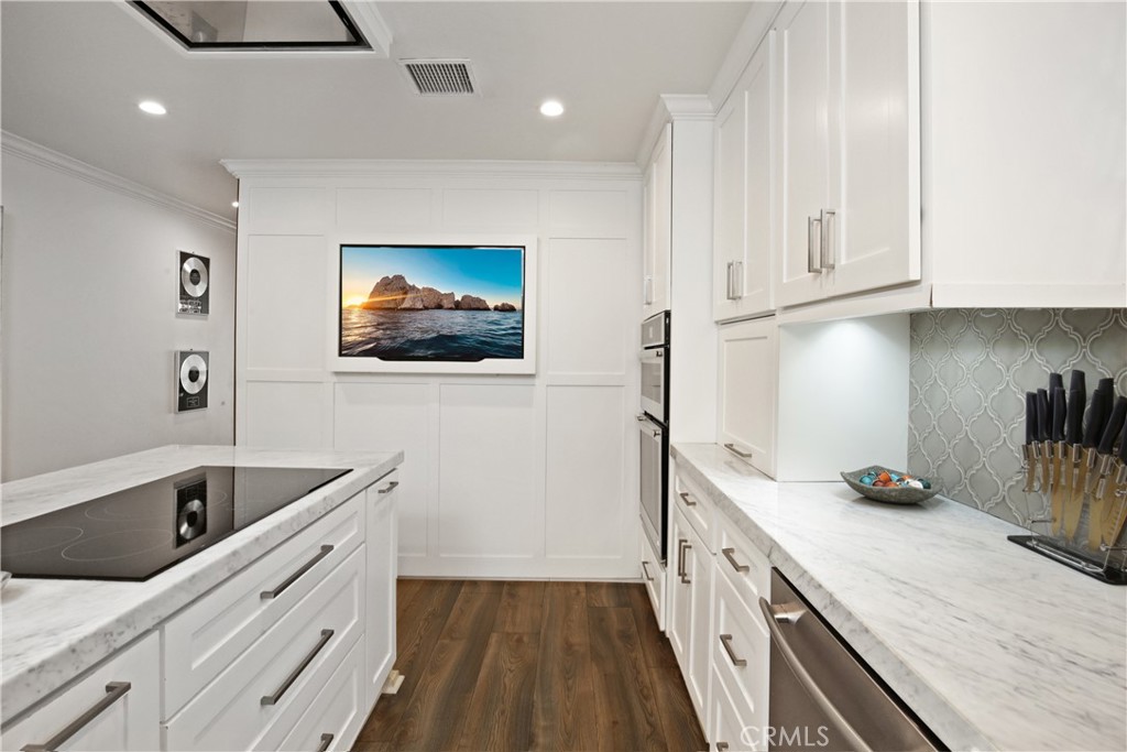 MLS #DW25243910 image #16