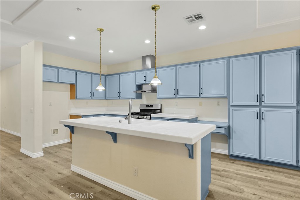 MLS #DW25245961 image #9