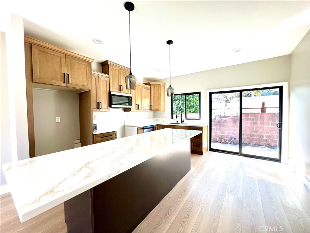 MLS #DW25248339 image #4