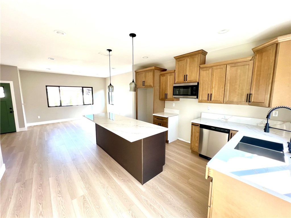 MLS #DW25248339 image #5