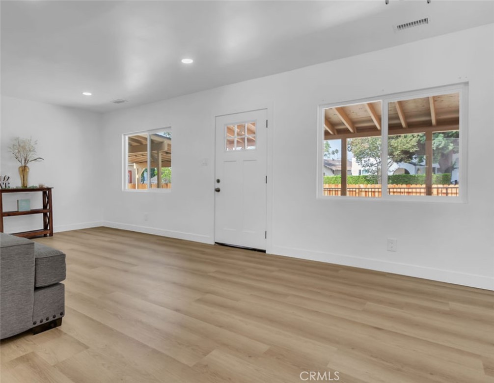 MLS #DW25249502 image #8