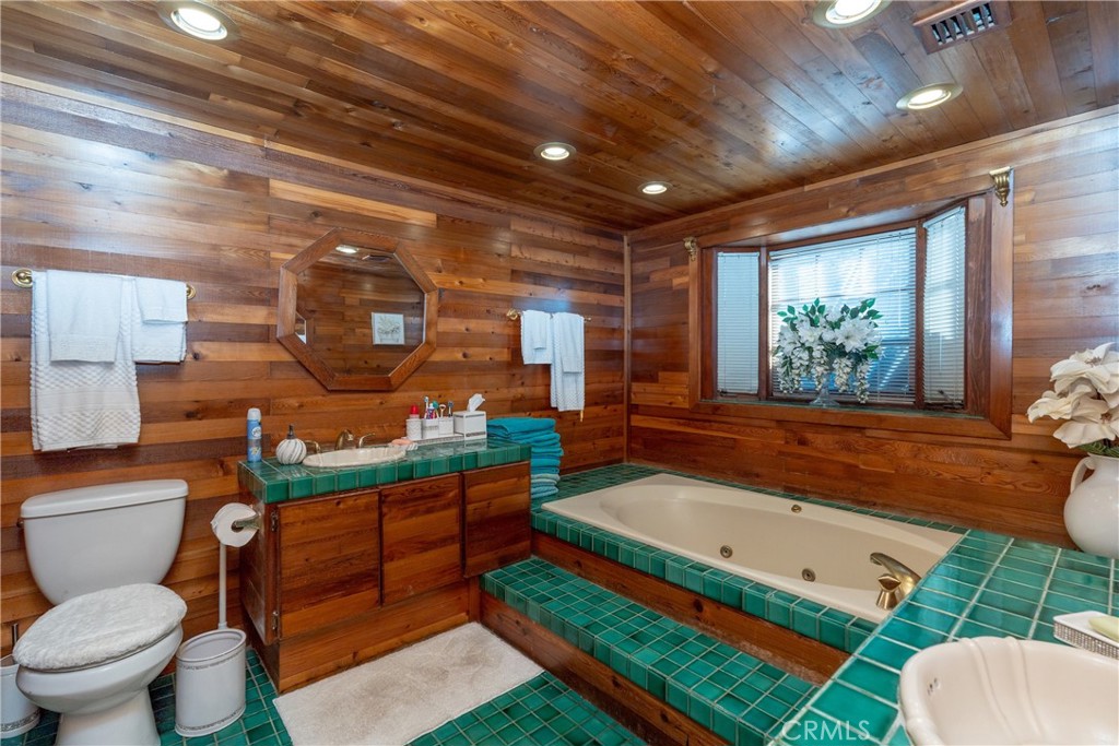 MLS #DW25250655 image #13