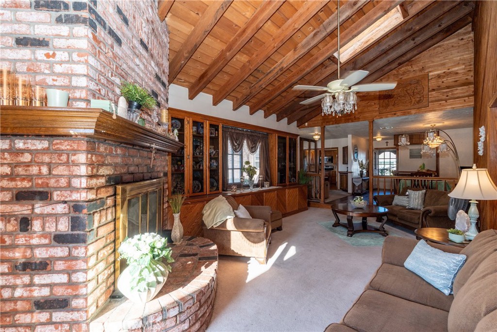 MLS #DW25250655 image #4