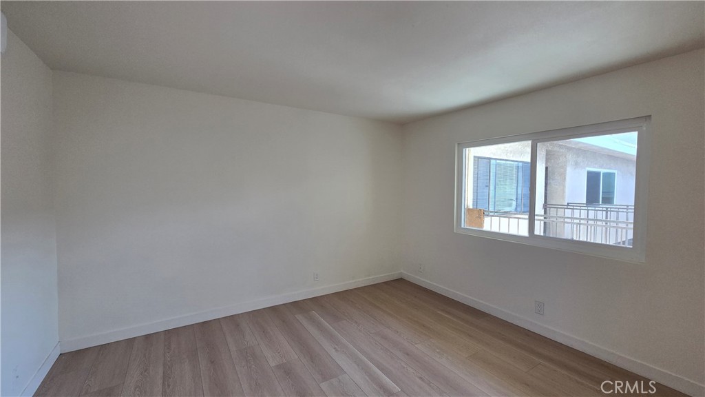 MLS #DW25250735 image #2