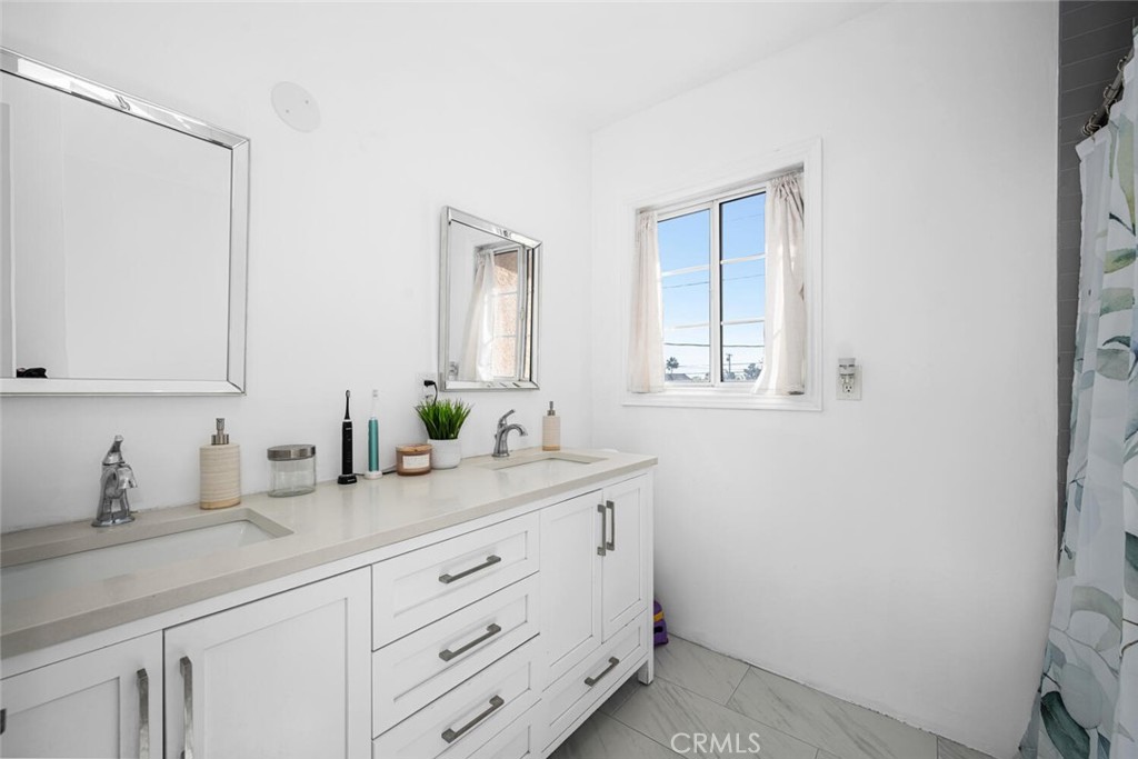 MLS #DW25251593 image #24