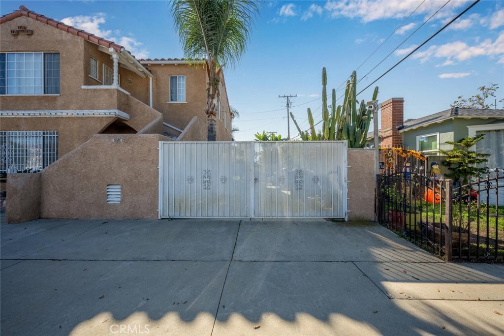 MLS #DW25251593 image #5