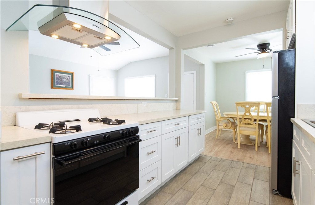 MLS #DW25251725 image #12