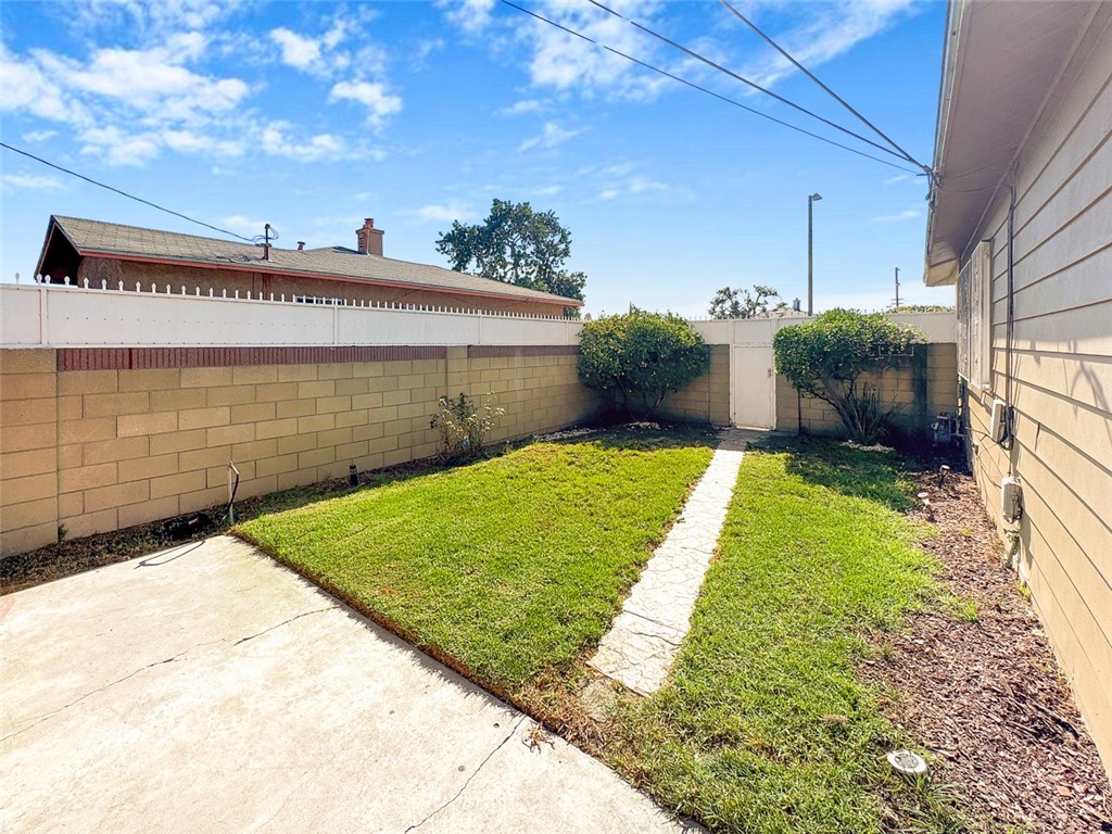 MLS #DW25252172 image #17