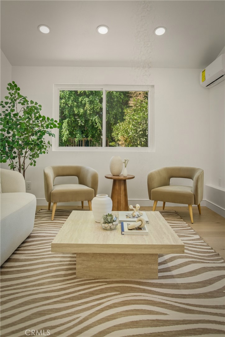 MLS #DW25218595 image #9