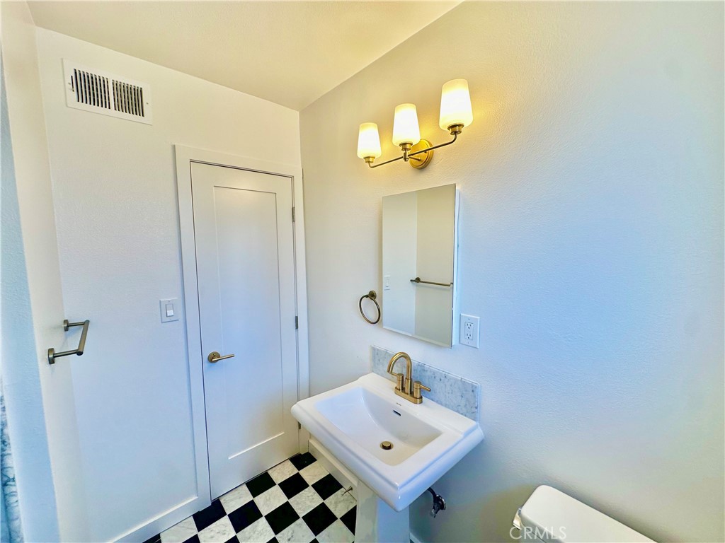 MLS #DW25253354 image #18